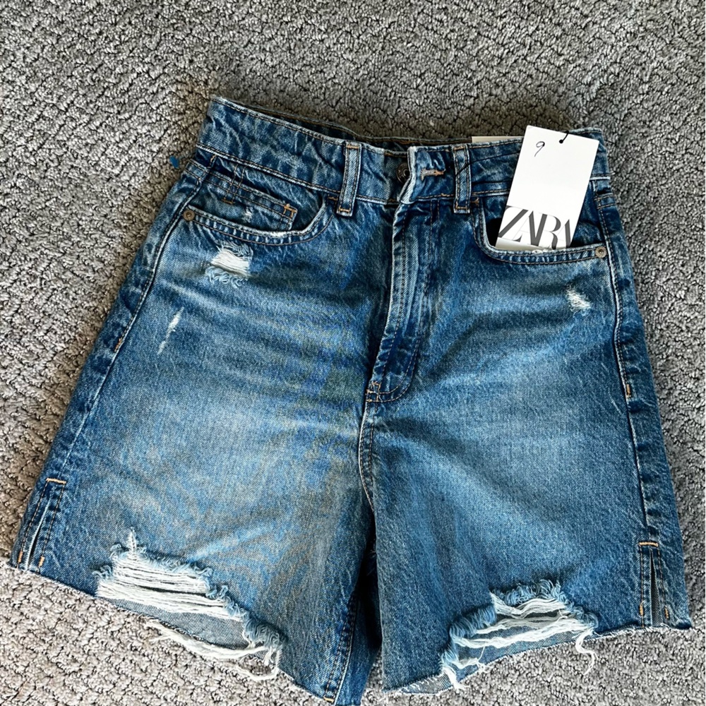 Zara High Waist short ripped